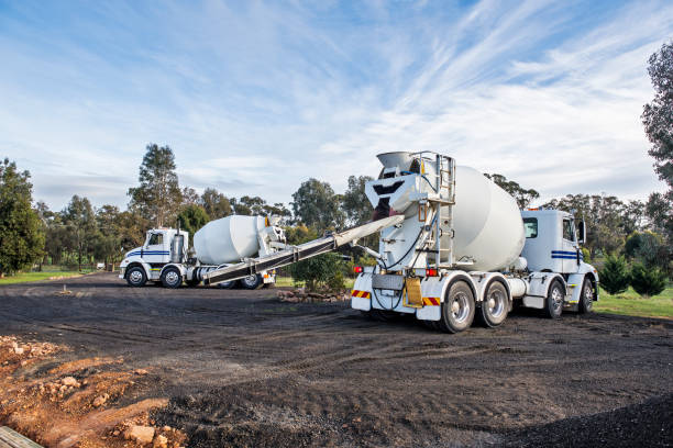 Best Affordable Concrete Contractor  in Arnold Line, MS